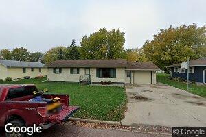 401 N Bell St, Howard, SD 57349
