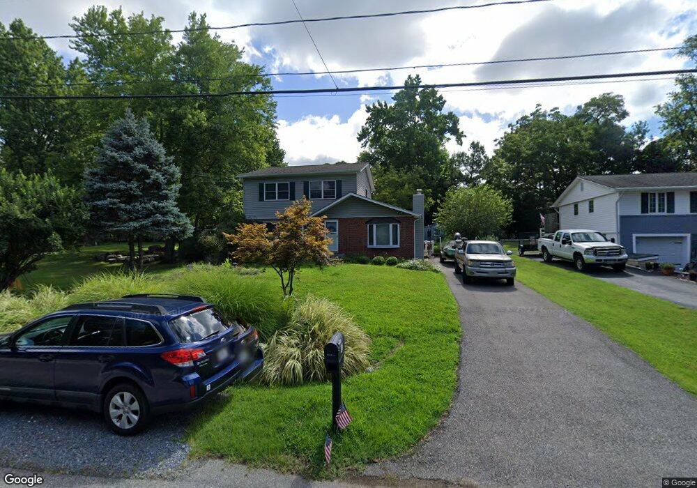 523 Harbor Dr, Annapolis, MD 21403 - photo 1