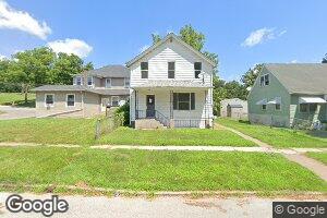 1854 W 8th St, Davenport, IA 52802