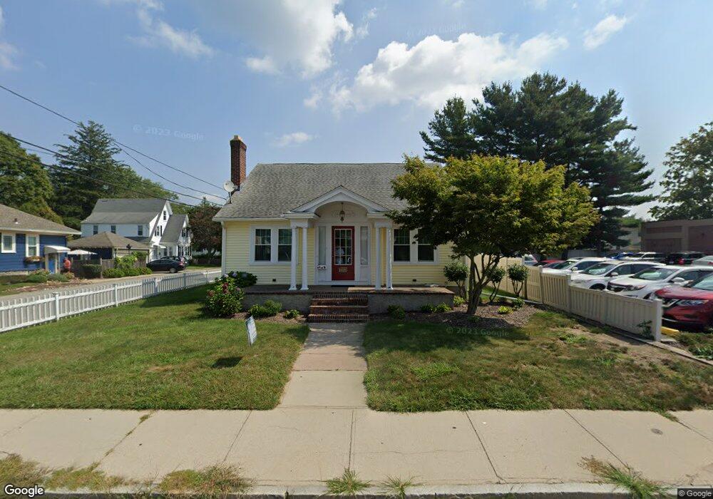434 Willett Ave, Riverside, RI 02915 - photo 1