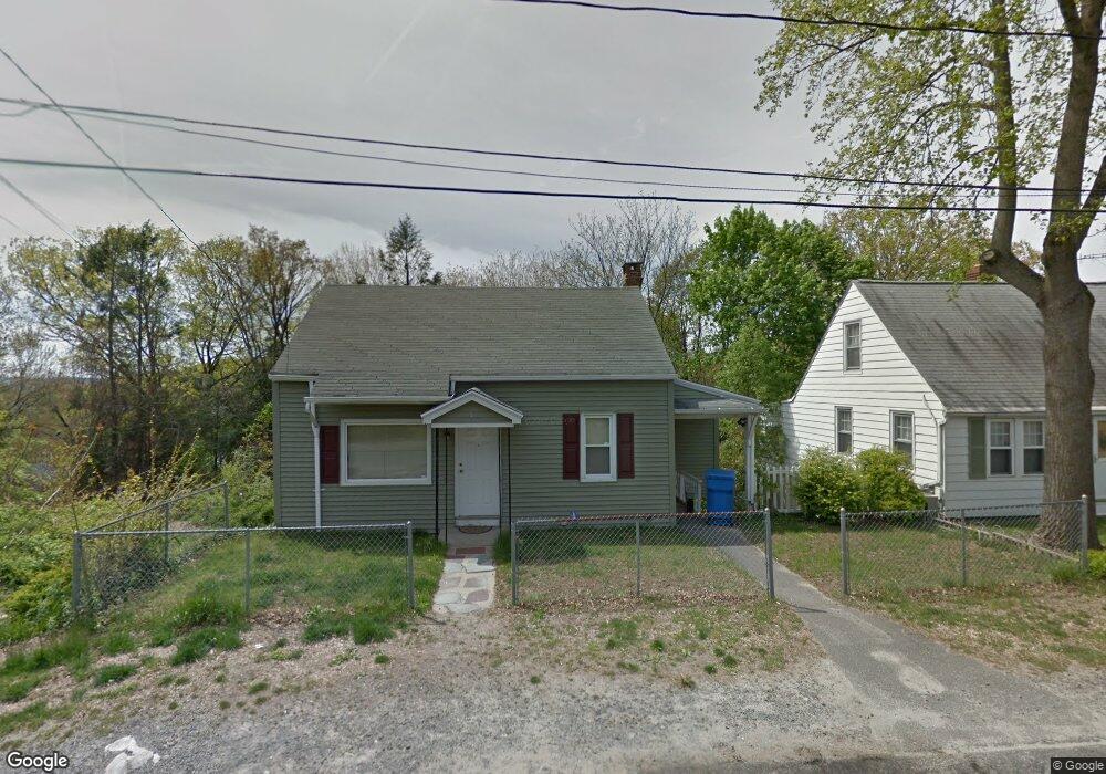 83 Macauley Ave, Waterbury, CT 06705 - photo 1