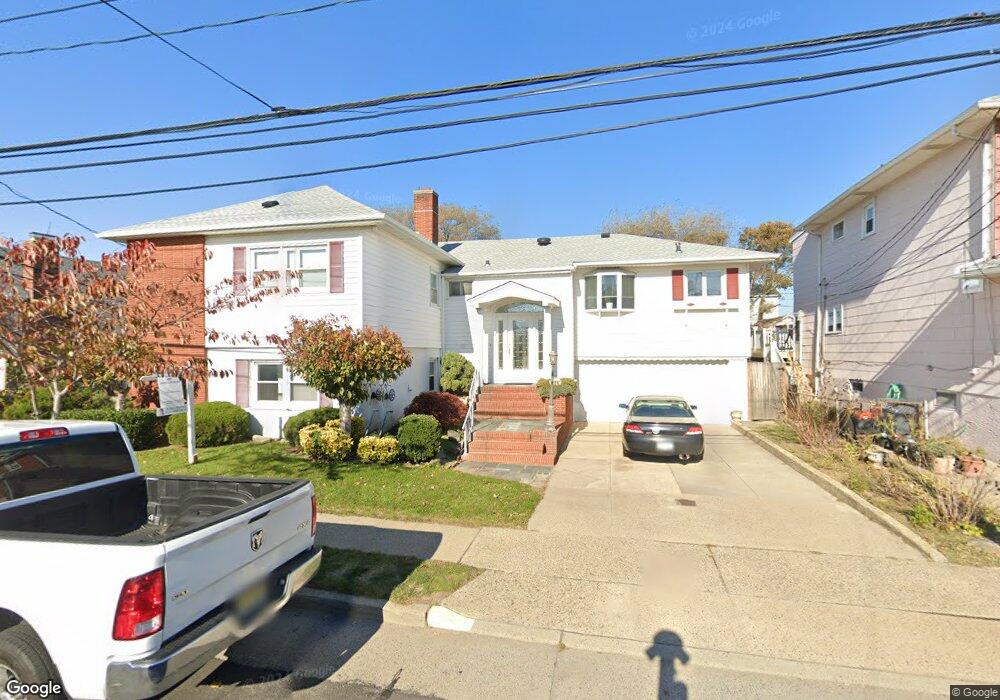 106 Island Pkwy, Island Park, NY 11558 - photo 1