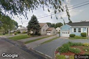 97 Bliss Mine Rd, Newport, RI 02840