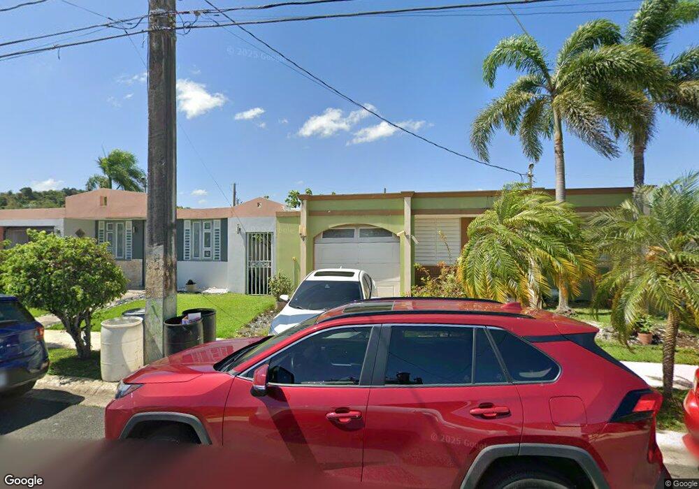 28 block J Mireya, Toa Baja, PR 00949 - photo 1