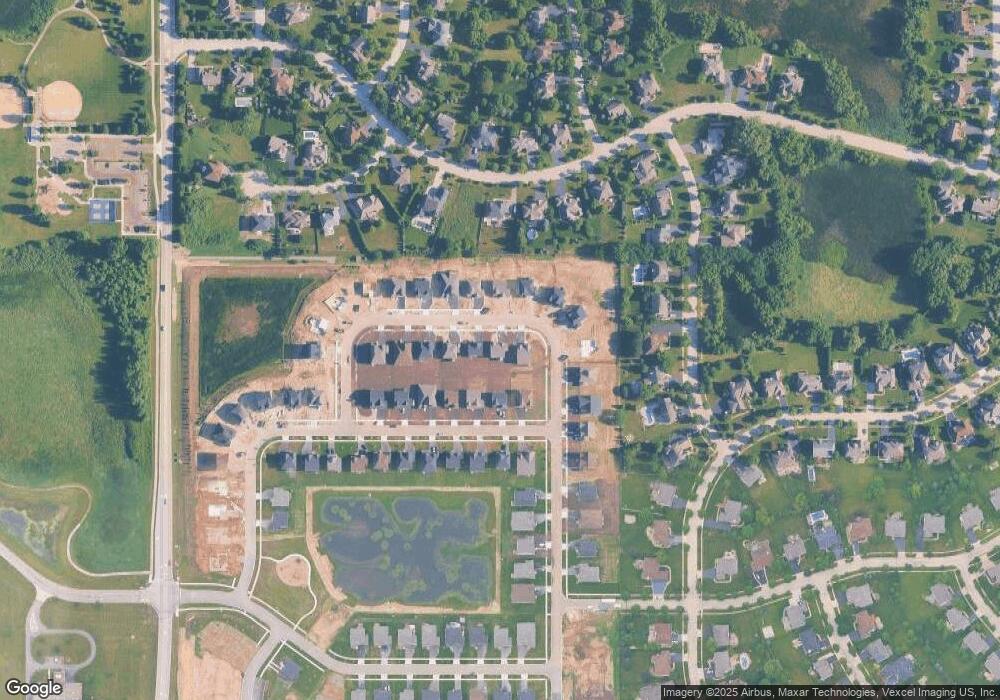 311 W Point Cir, Algonquin, IL 60102 - photo 1