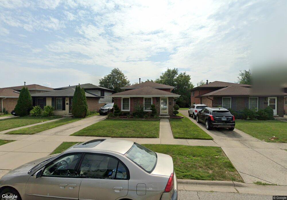 18105 Soleri Dr, Country Club Hills, IL 60478 - photo 1