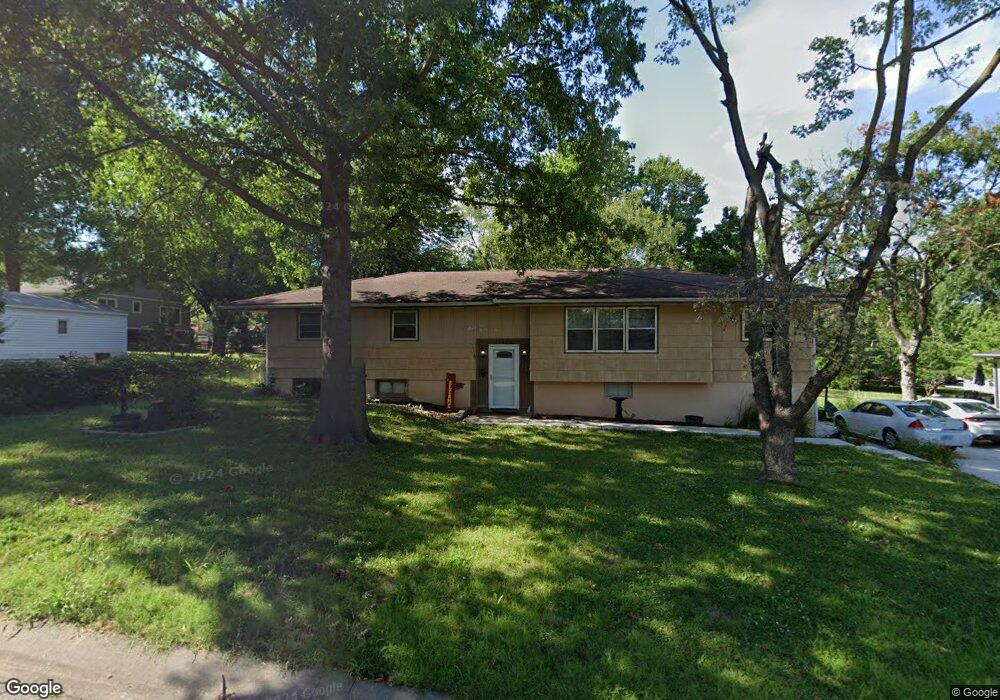 11806 W 54th Terrace, Shawnee, KS 66203 - photo 1