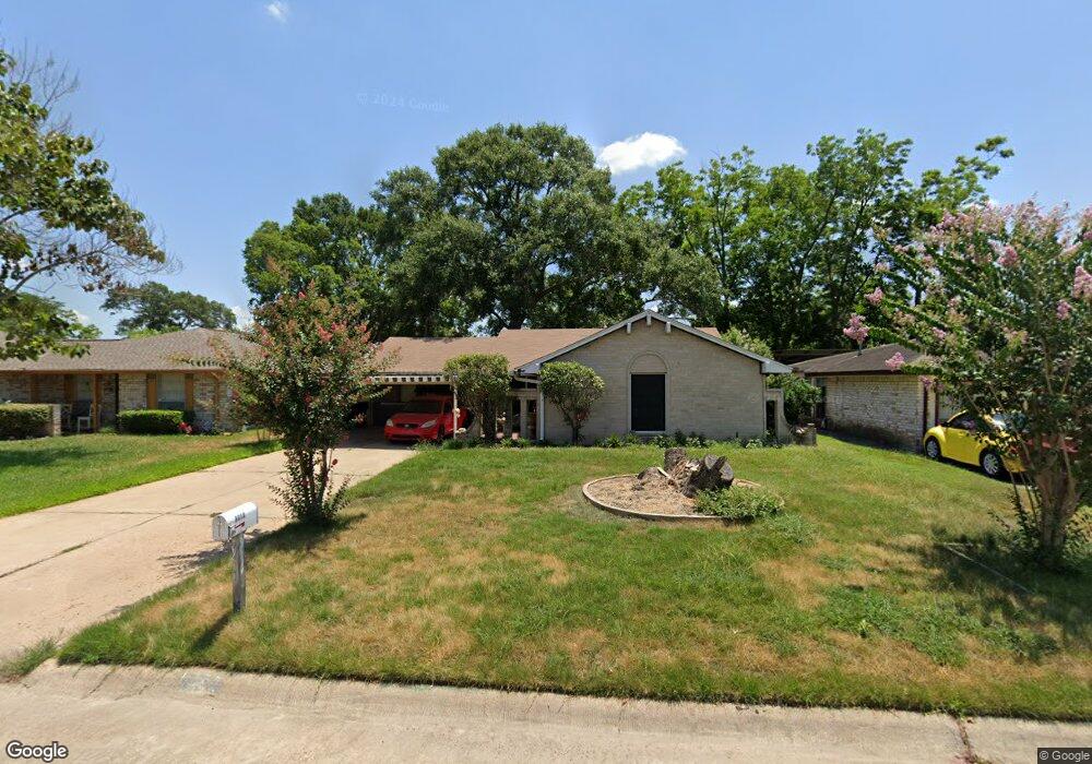 8818 Cottage Gate Ln, Houston, TX 77088 - photo 1