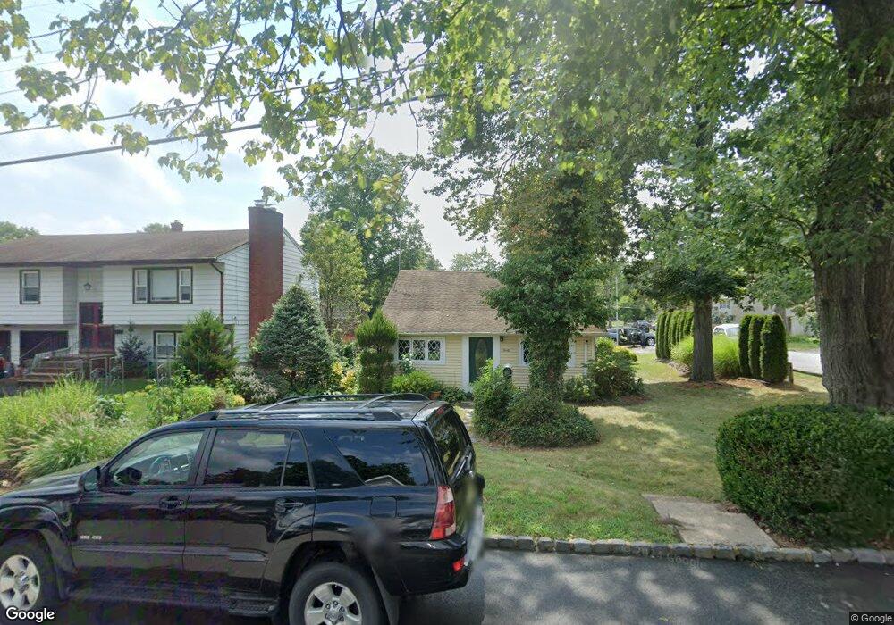 30 Minnehaha Blvd, Lake Hiawatha, NJ 07034 - photo 1