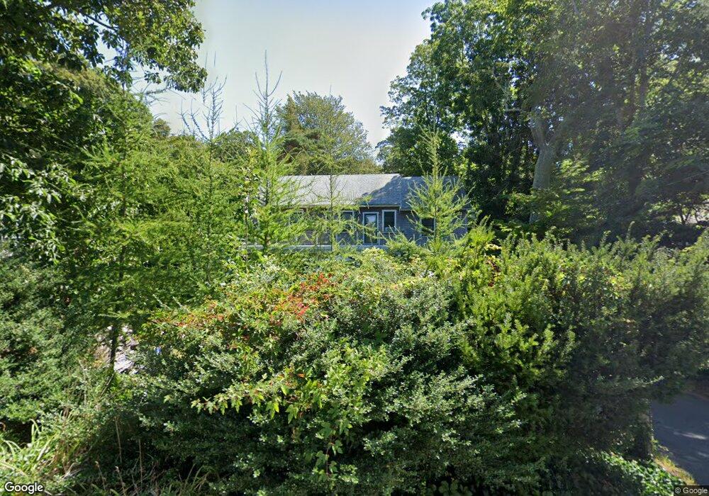 137 Gardiner Rd, Woods Hole, MA 02543 - photo 1