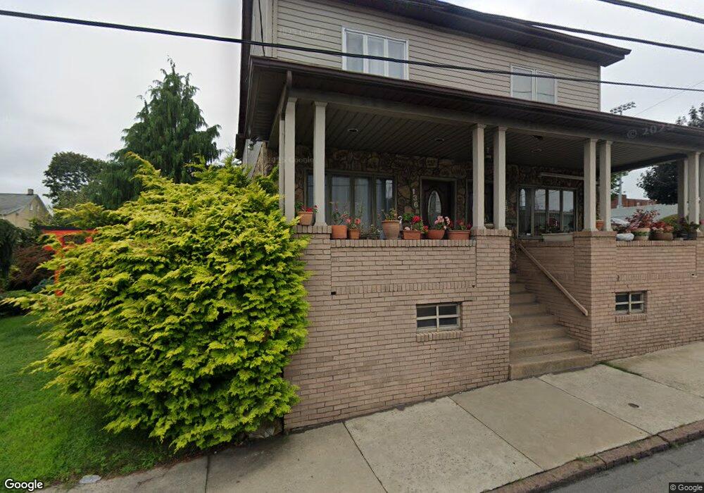 138 N Cedar St, Hazleton, PA 18201 - photo 1