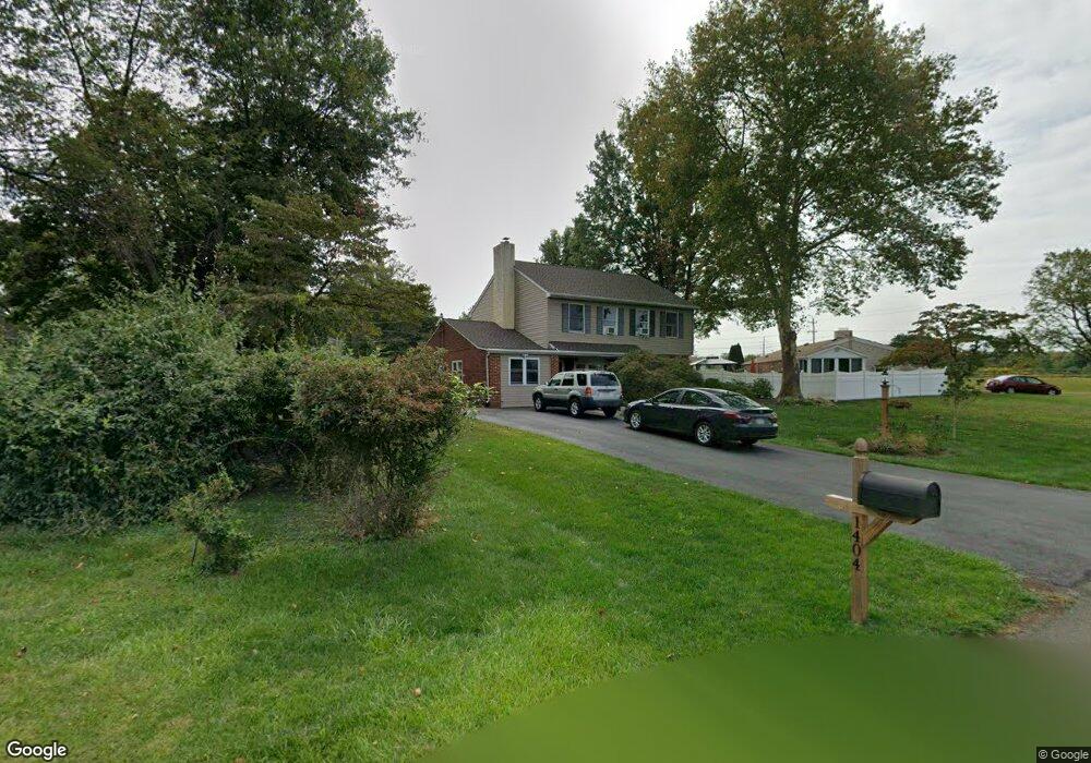 1404 Marlyns Ln, North Wales, PA 19454 - photo 1