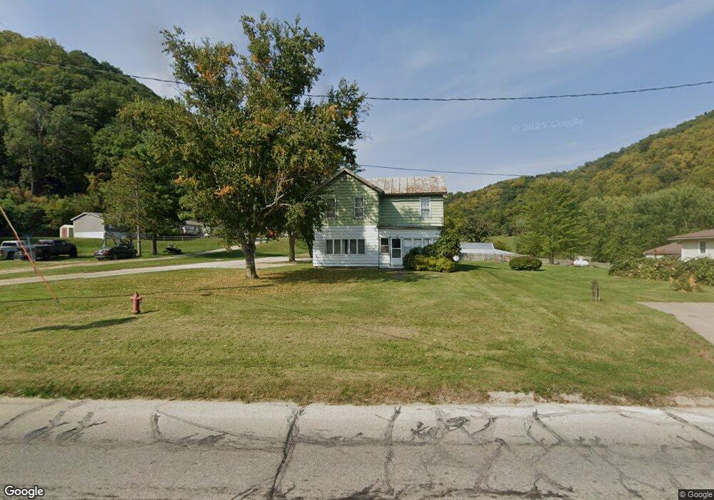 1518 Main St, Lansing, IA 52151 - photo 1