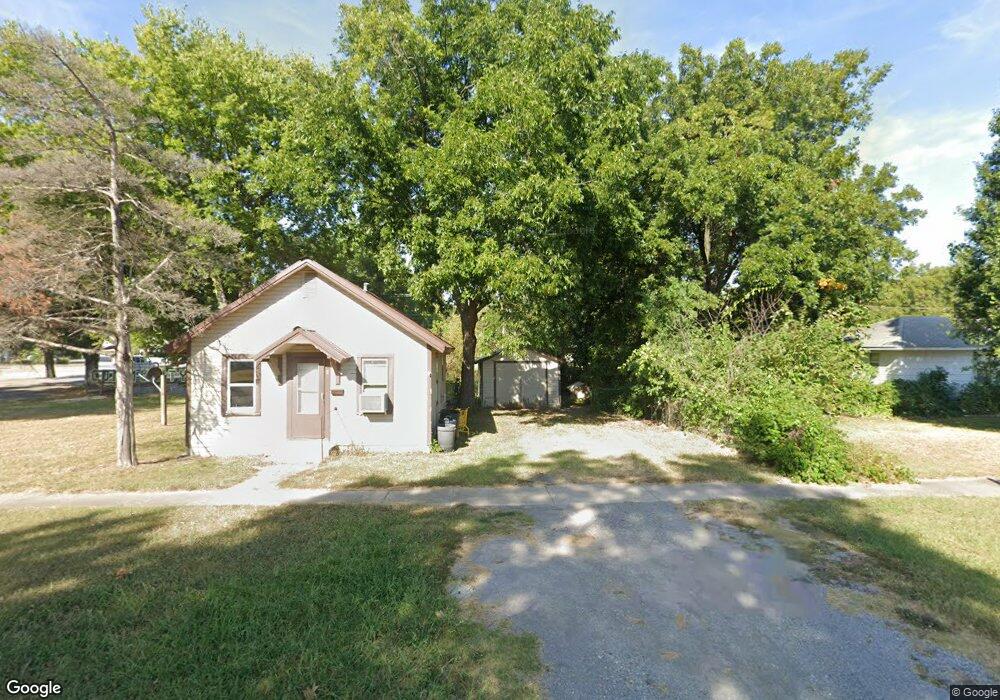 8 N Whitaker St, Pryor, OK 74361 - photo 1