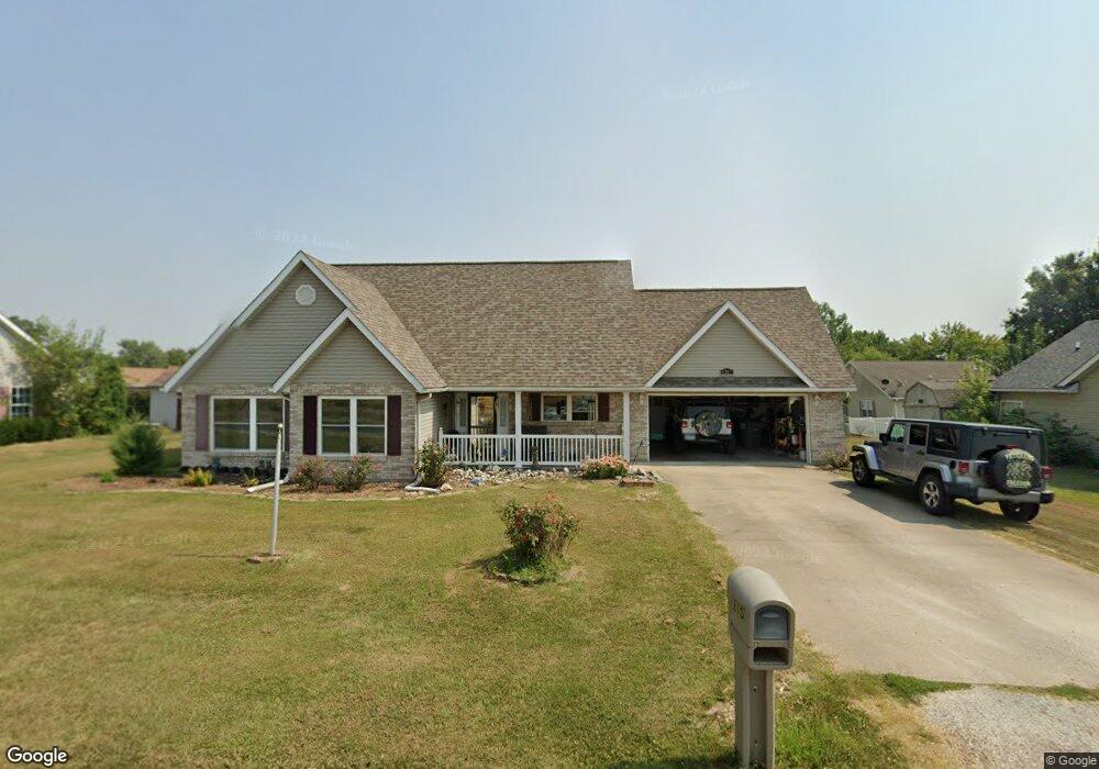 1215 Beatty Mound Rd, Jerseyville, IL 62052 - photo 1