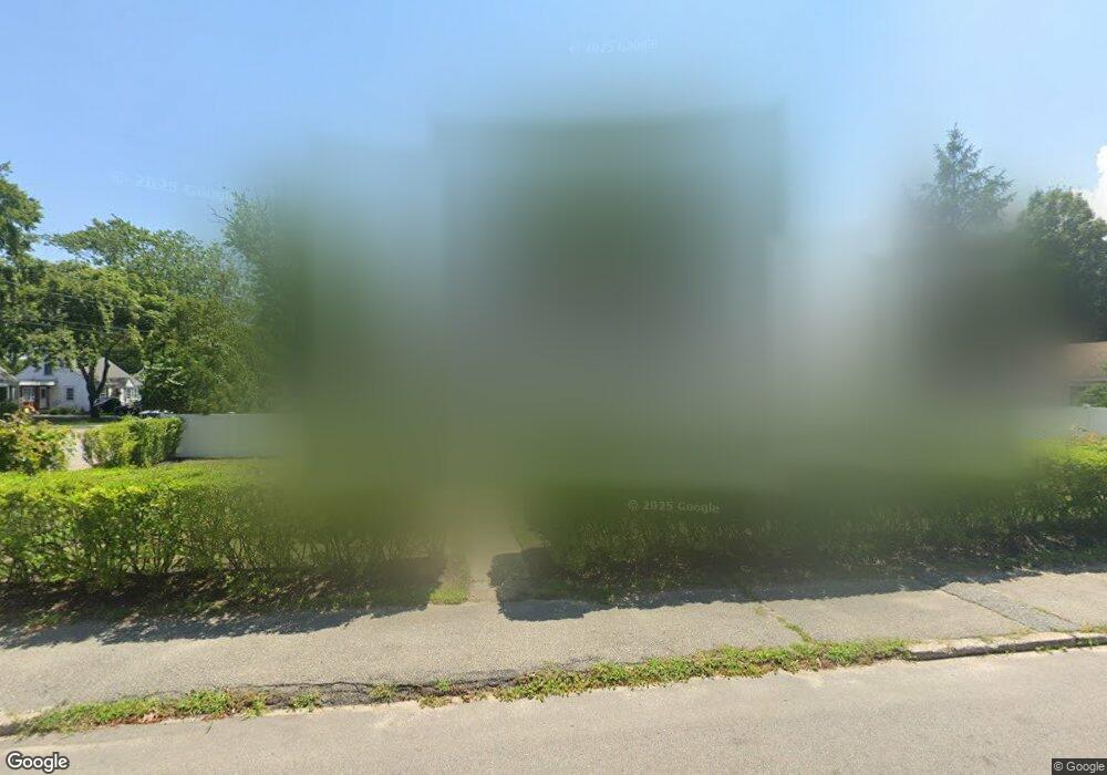 762 Sandy Ln, Warwick, RI 02889 - photo 1