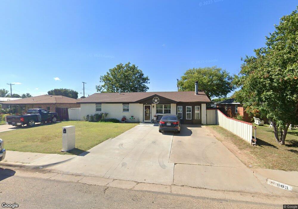 603 Pine Ave, Dumas, TX 79029 - photo 1