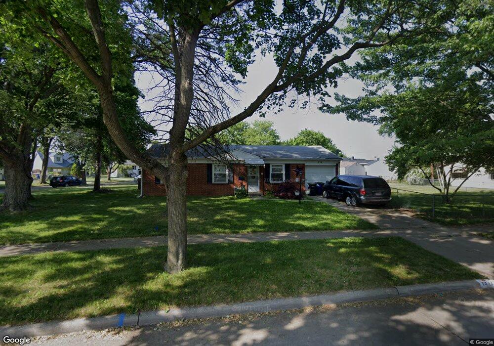 1742 E Benwick Rd, Toledo, OH 43613 - photo 1