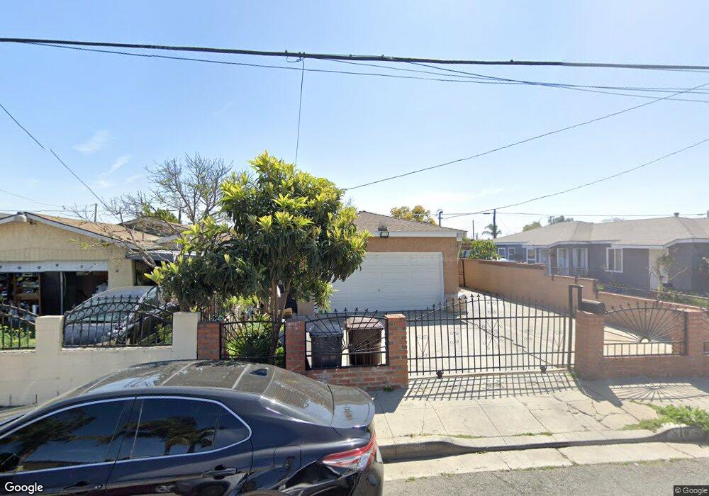 816 W Poplar St, Compton, CA 90220 - photo 1