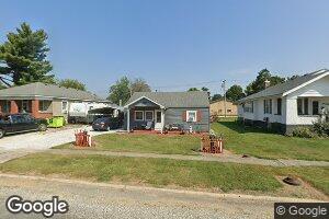 415 E Clay St, Roodhouse, IL 62082