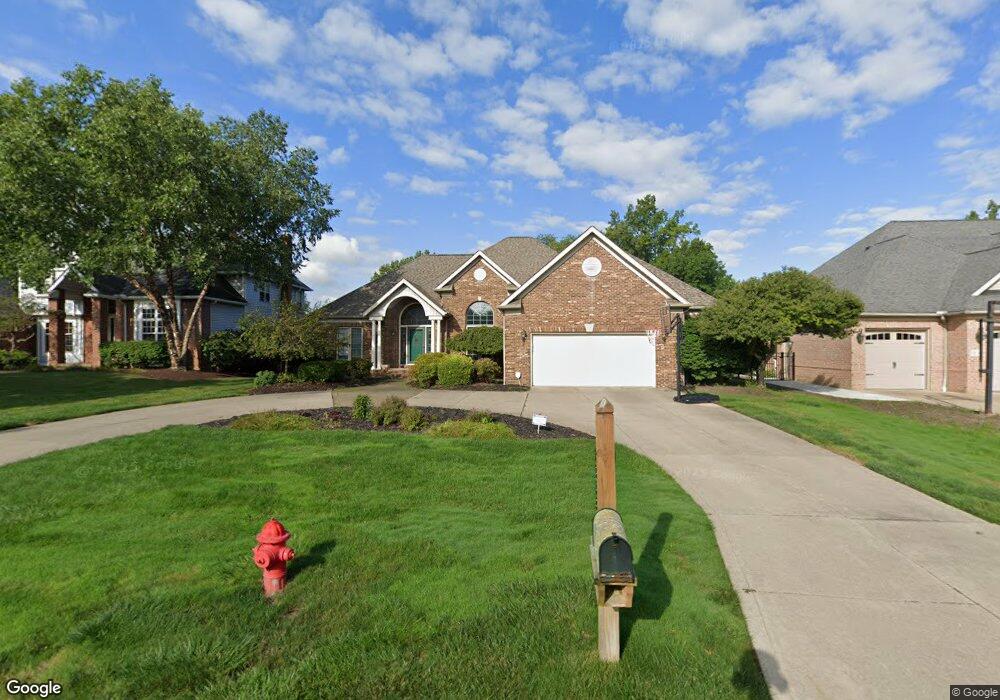 1838 Cedarhurst Dr, Wickliffe, OH 44092 - photo 1