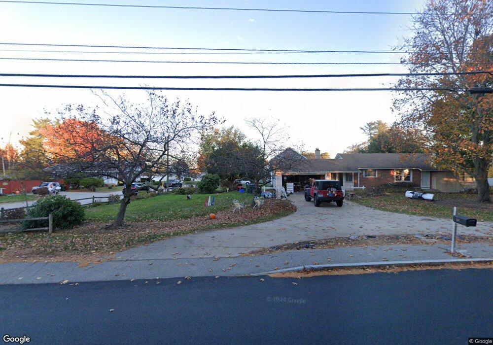 552 Huse Rd, Manchester, NH 03103 - photo 1