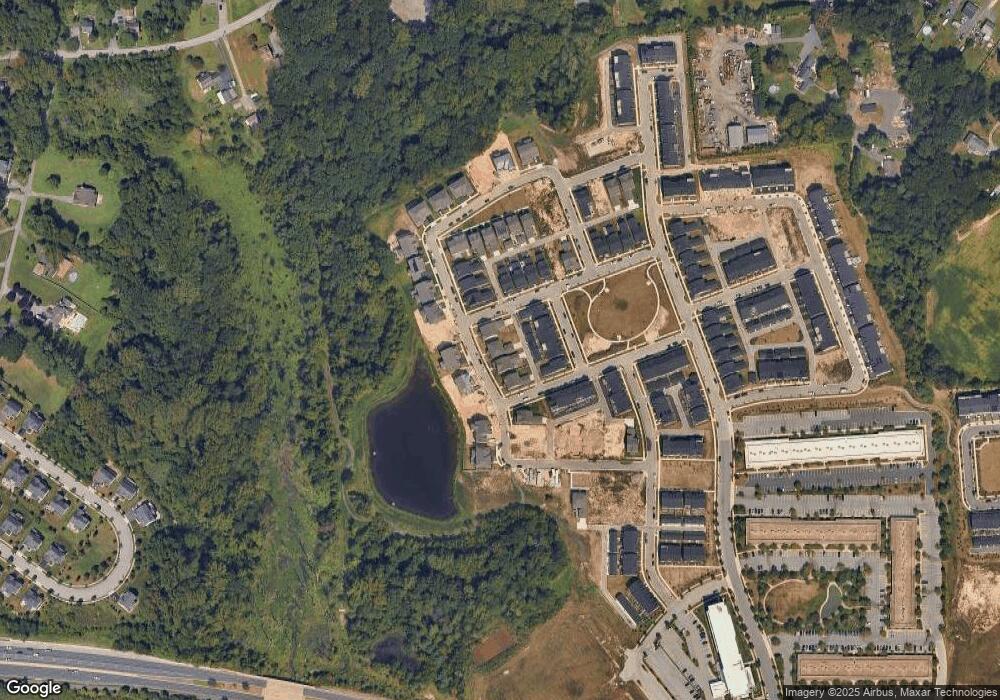 10637 Wennington St, Middle River, MD 21220 - photo 1