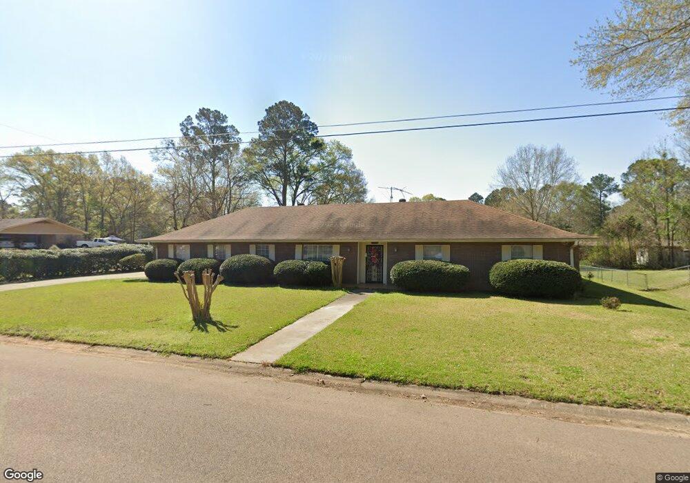 1505 Stokes Ave, McComb, MS 39648 - photo 1