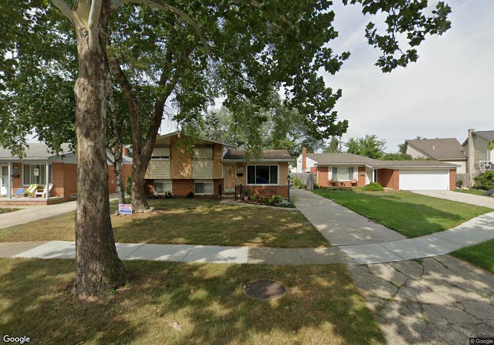 1439 Kenilworth Place, Clawson, MI 48017 - photo 1