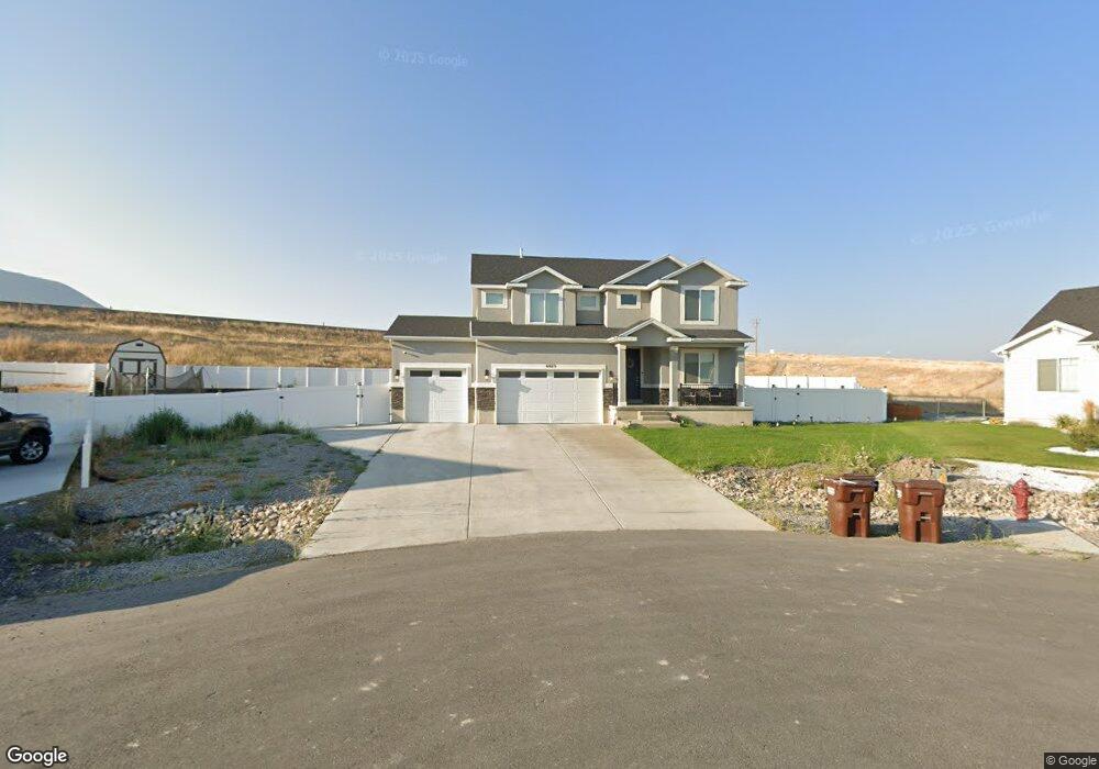 6925 N Carlson Court Dr unit 5, Lake Point, UT 84074 - photo 1