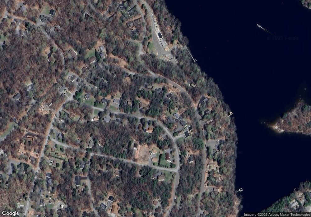 128 Hillside Dr, Greentown, PA 18426 - photo 1