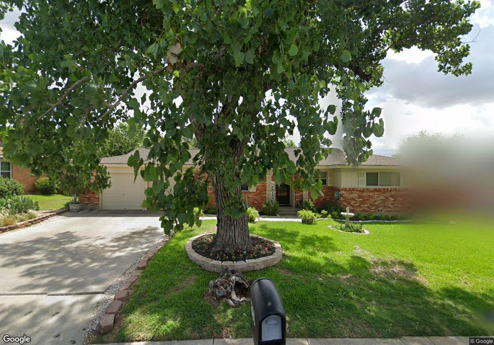 820 Central Dr, Bedford, TX 76022 - photo 1