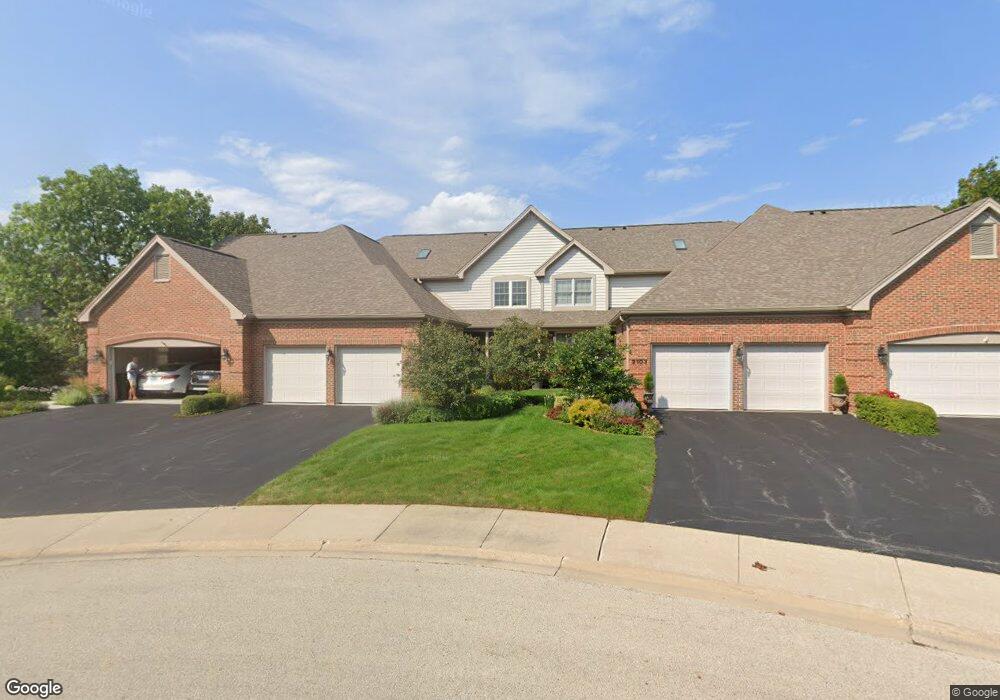 2105 Trowbridge Ct, Glenview, IL 60026 - photo 1