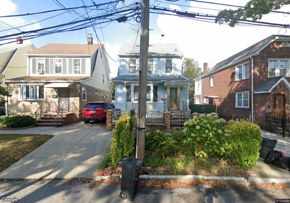 8038 160th St, Jamaica, NY 11432 - photo 1