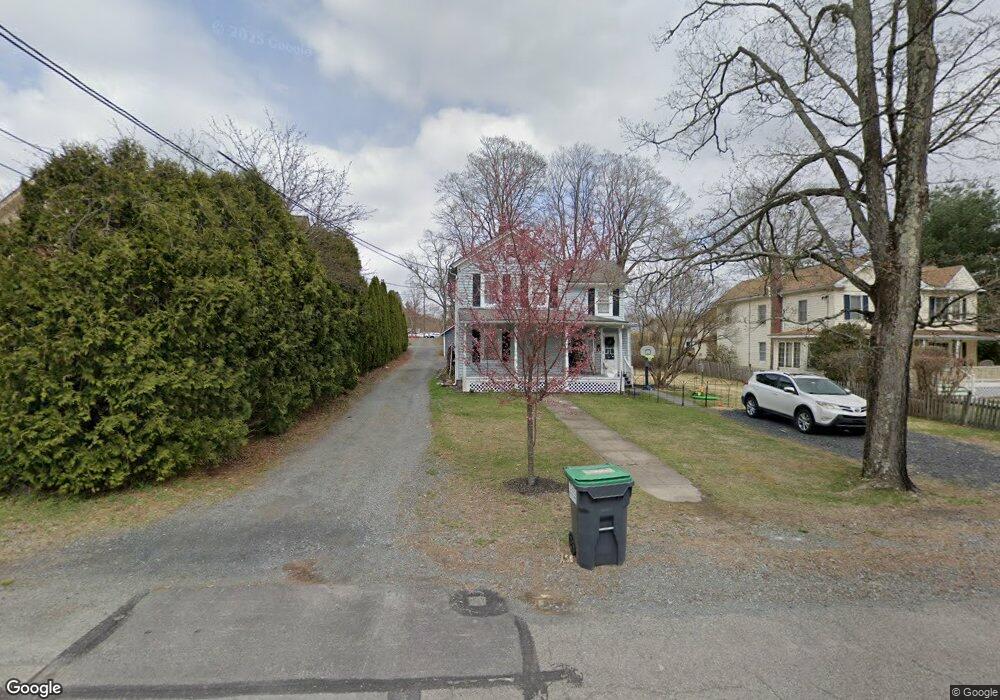 208 E Catherine St, Milford, PA 18337 - photo 1