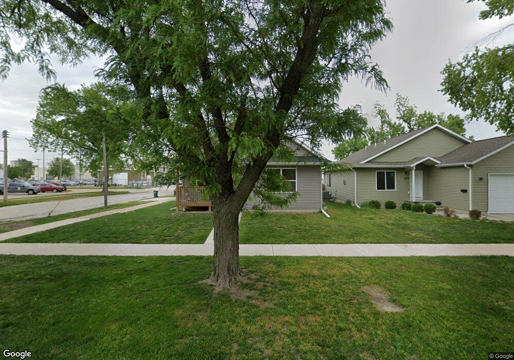 1003 3rd St SW, Cedar Rapids, IA 52404 - photo 1