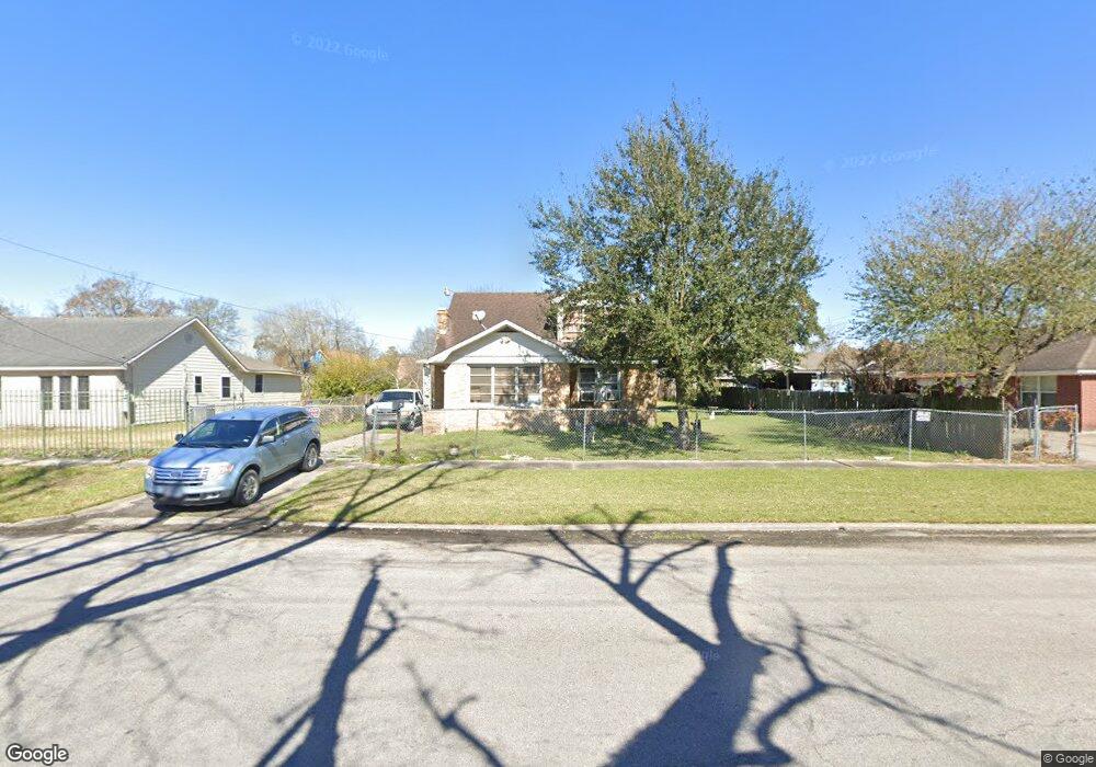 8141 Joplin St, Houston, TX 77017 - photo 1