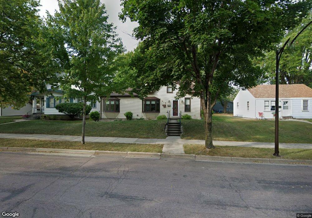 823 N Franklin St, New Ulm, MN 56073 - photo 1