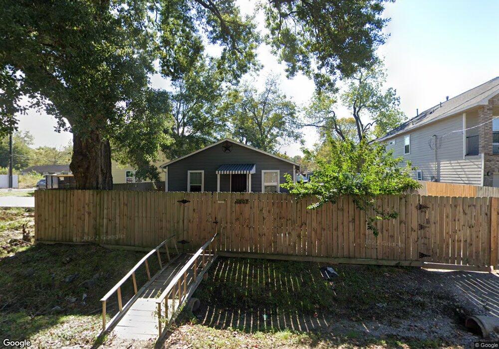 1907 Hampton St, Houston, TX 77088 - photo 1
