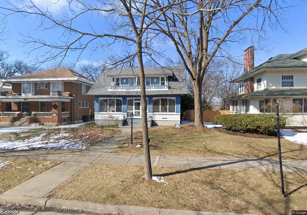 1028 N Spring St, Elgin, IL 60120 - photo 1