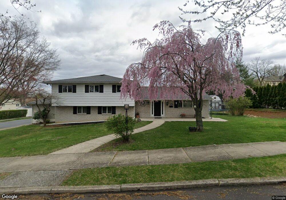 1125 N 16th St, Allentown, PA 18102 - photo 1