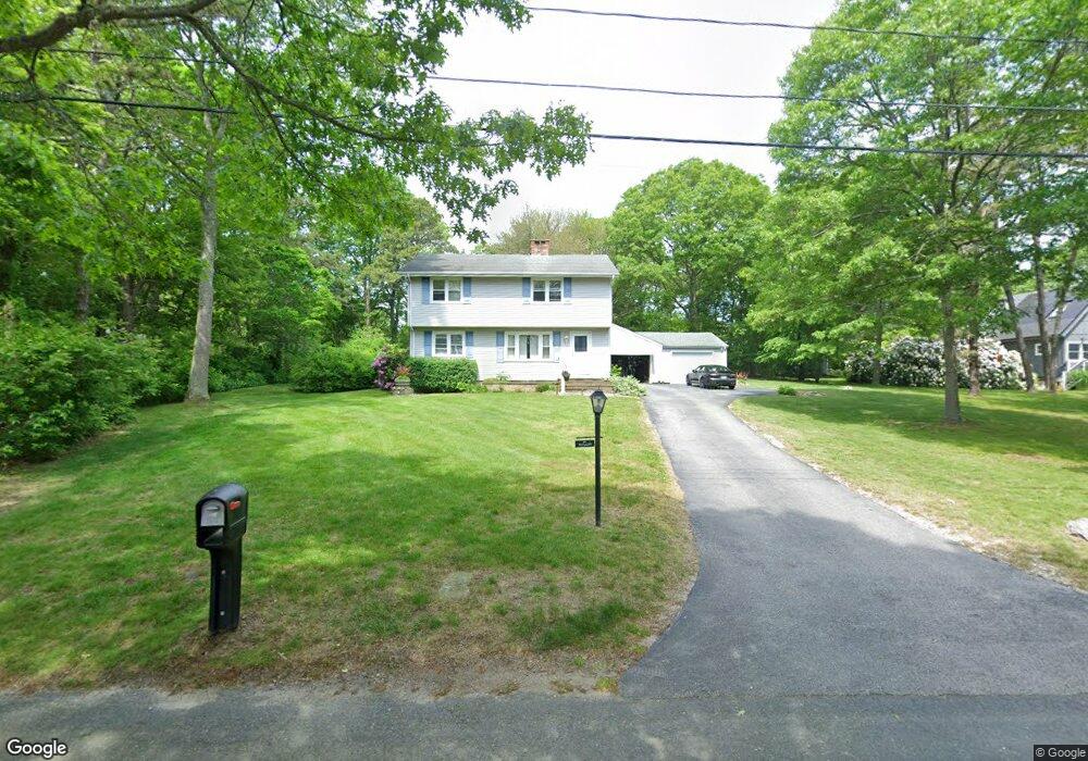 204 Juniper Rd, Wakefield, RI 02879 - photo 1