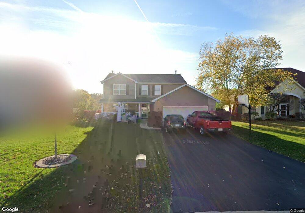 1071 Creekview Ln, Lake In the Hills, IL 60156 - photo 1