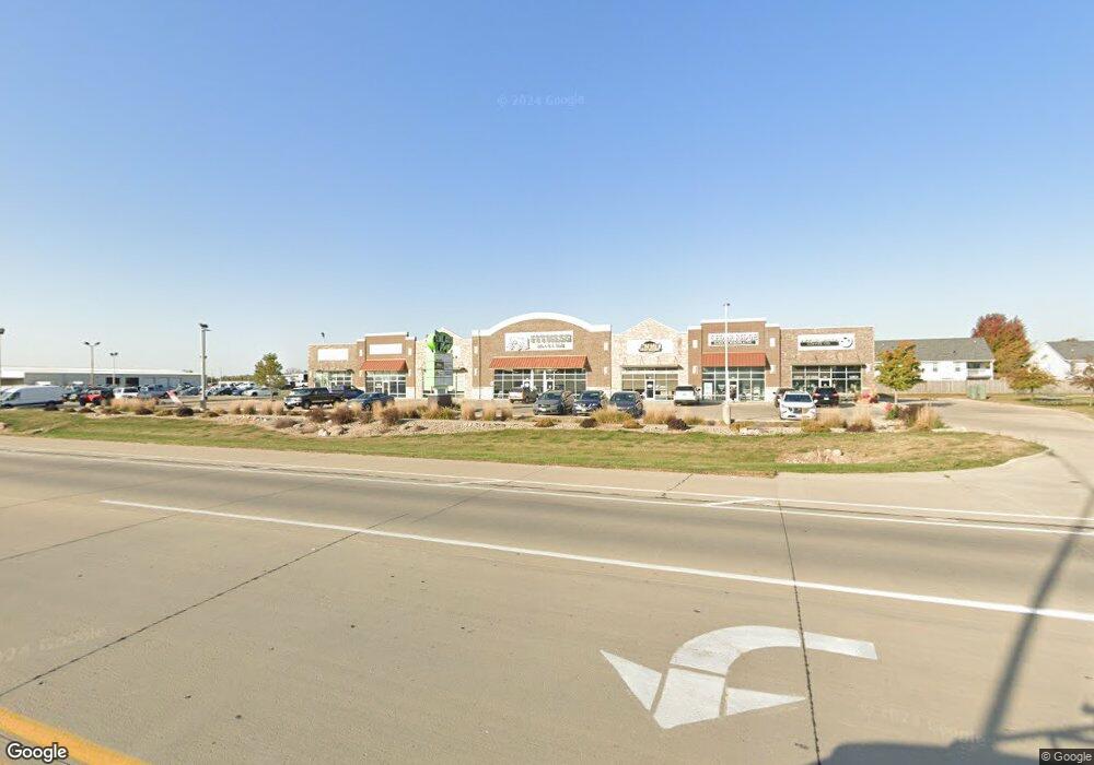 4215 Lewis Access Rd unit 100/200, Center Point, IA 52213 - photo 1