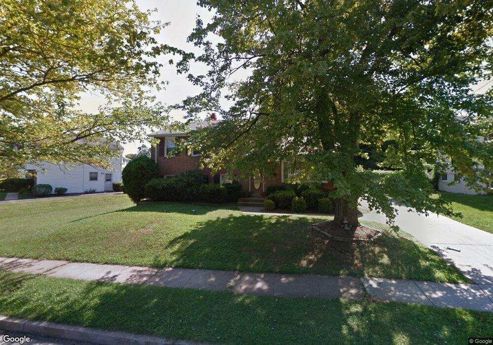 6710 Baythorne Rd, Baltimore, MD 21209 - photo 1