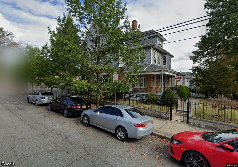 75 Heller Pkwy unit 3, Newark, NJ 07104 - photo 1