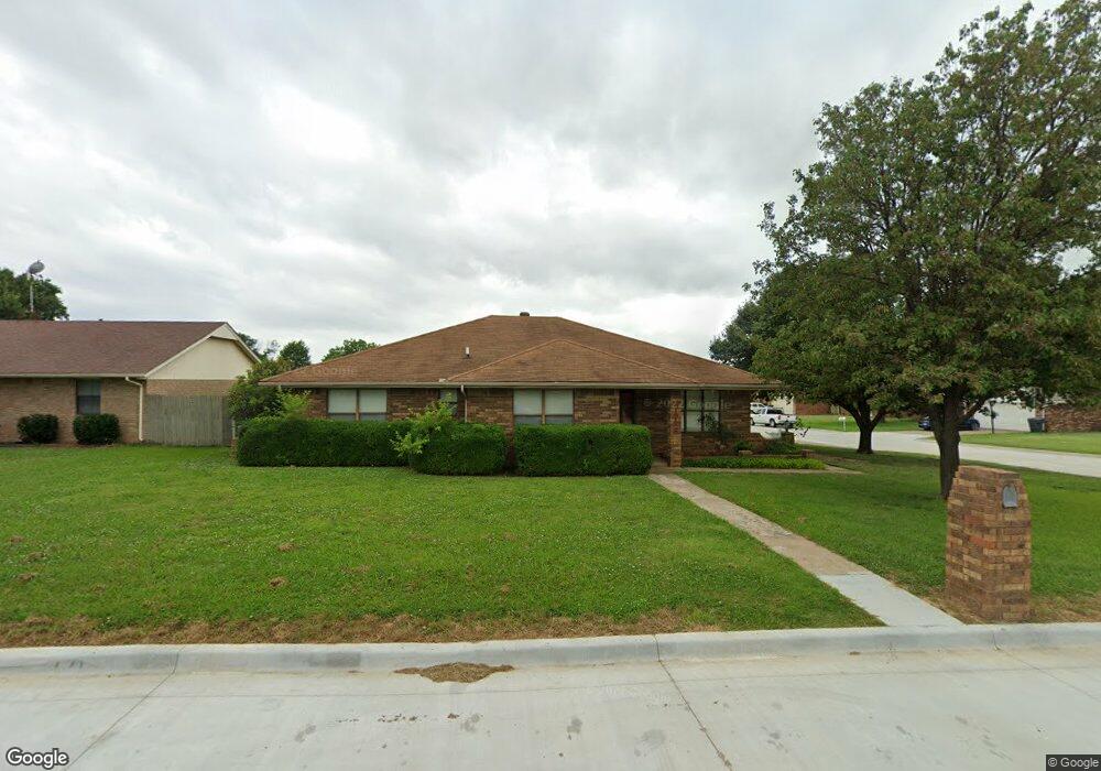 1716 Ward Rd, Ardmore, OK 73401 - photo 1