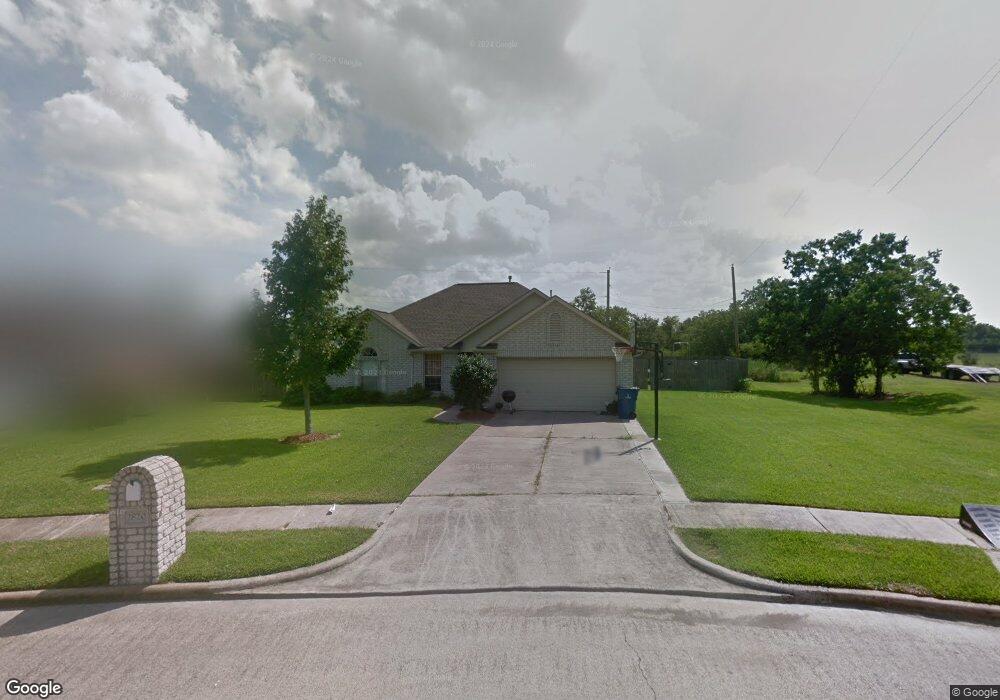 2806 Community Dr unit 63, Alvin, TX 77511 - photo 1