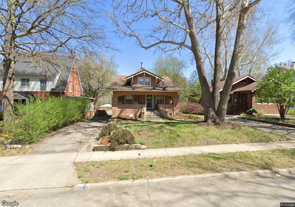 1417 43rd St, Des Moines, IA 50311 - photo 1