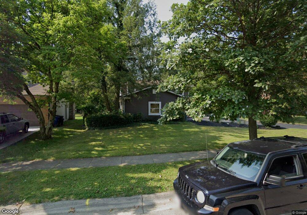 1847 Red Fern Dr, Columbus, OH 43229 - photo 1